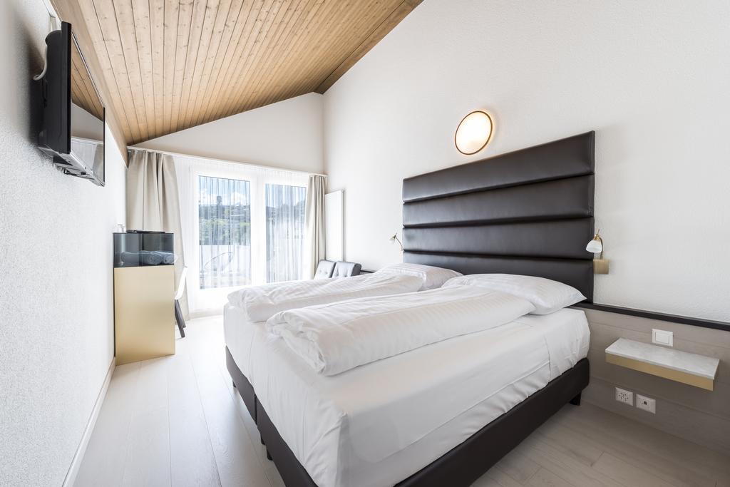 Boutique Hotel Riviera Spiez Habitación foto